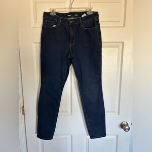 Old Navy Mid Rise Pop Icon Skinny Jeans